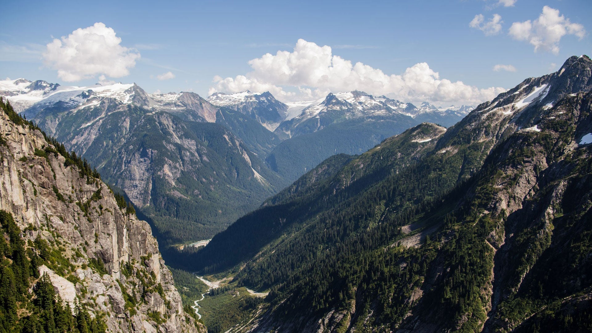 Pitt River Lodge - Hooké