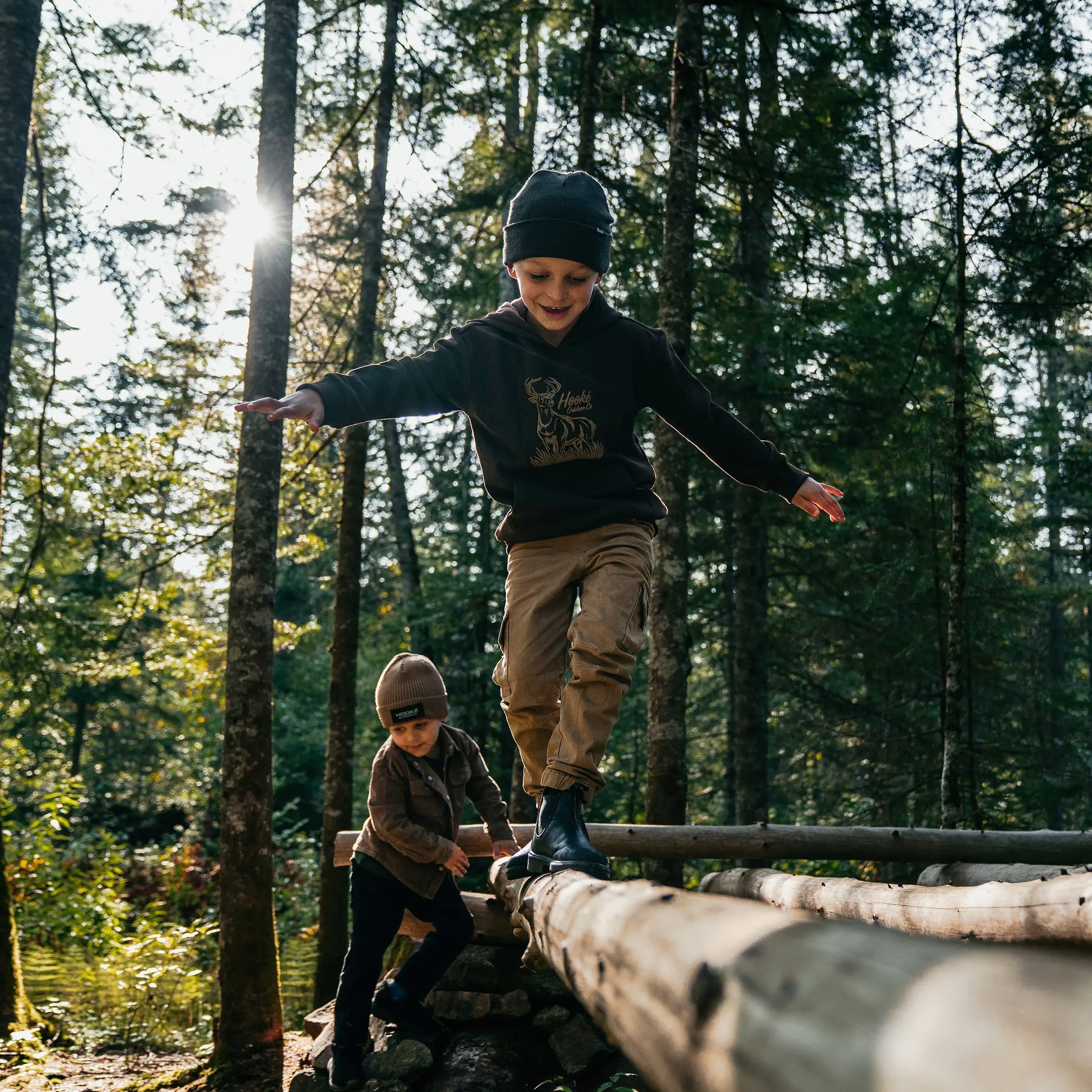 K's Staring Deer Hoodie - Hooké