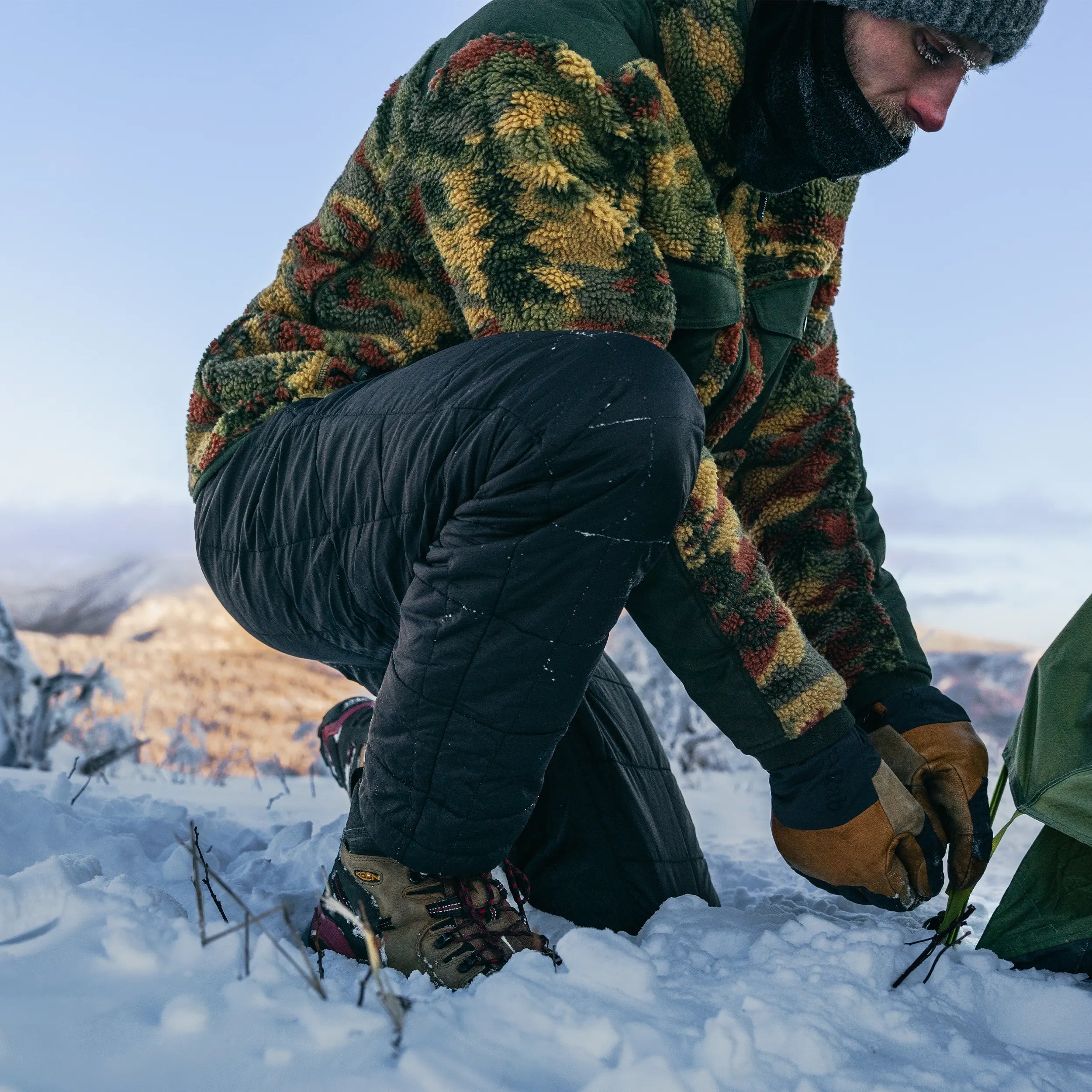 M's Seasonal Lightweight Insulated Pants - Hooké