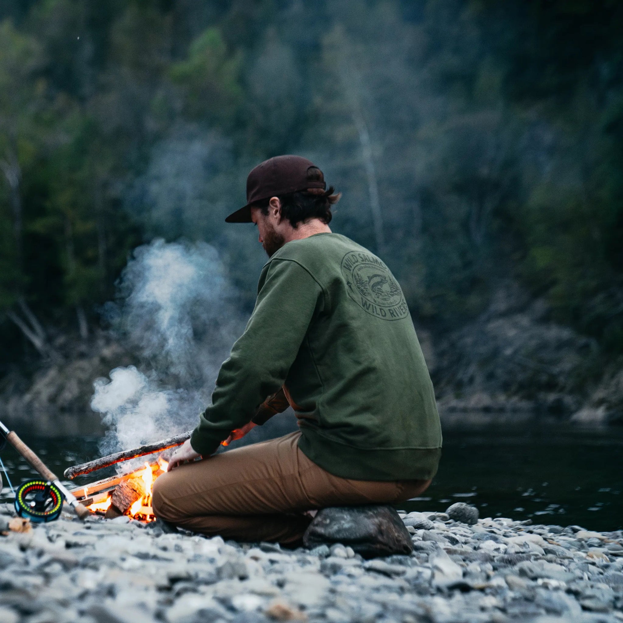 M's Wild Salmon Wild Rivers Crewneck - Hooké