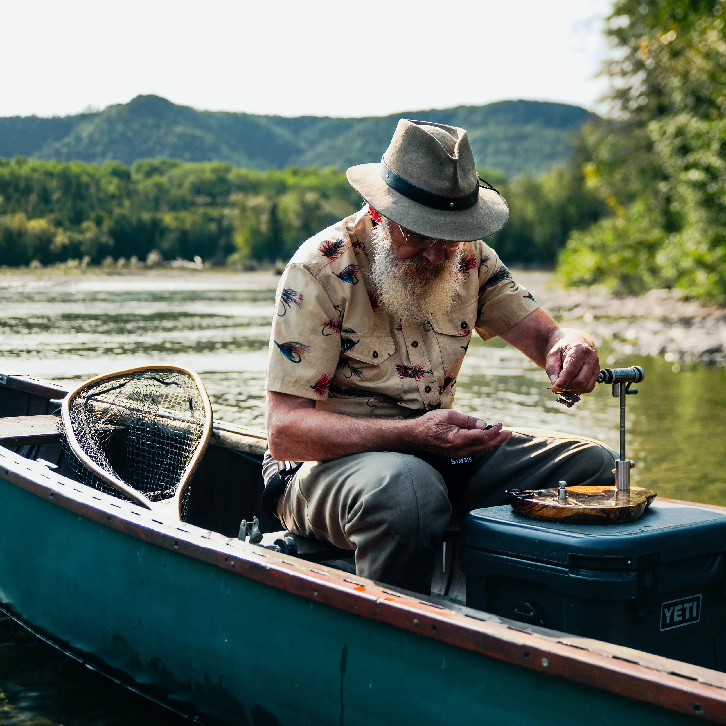 M's Atlantic Salmon Flies Short Sleeve Shirt