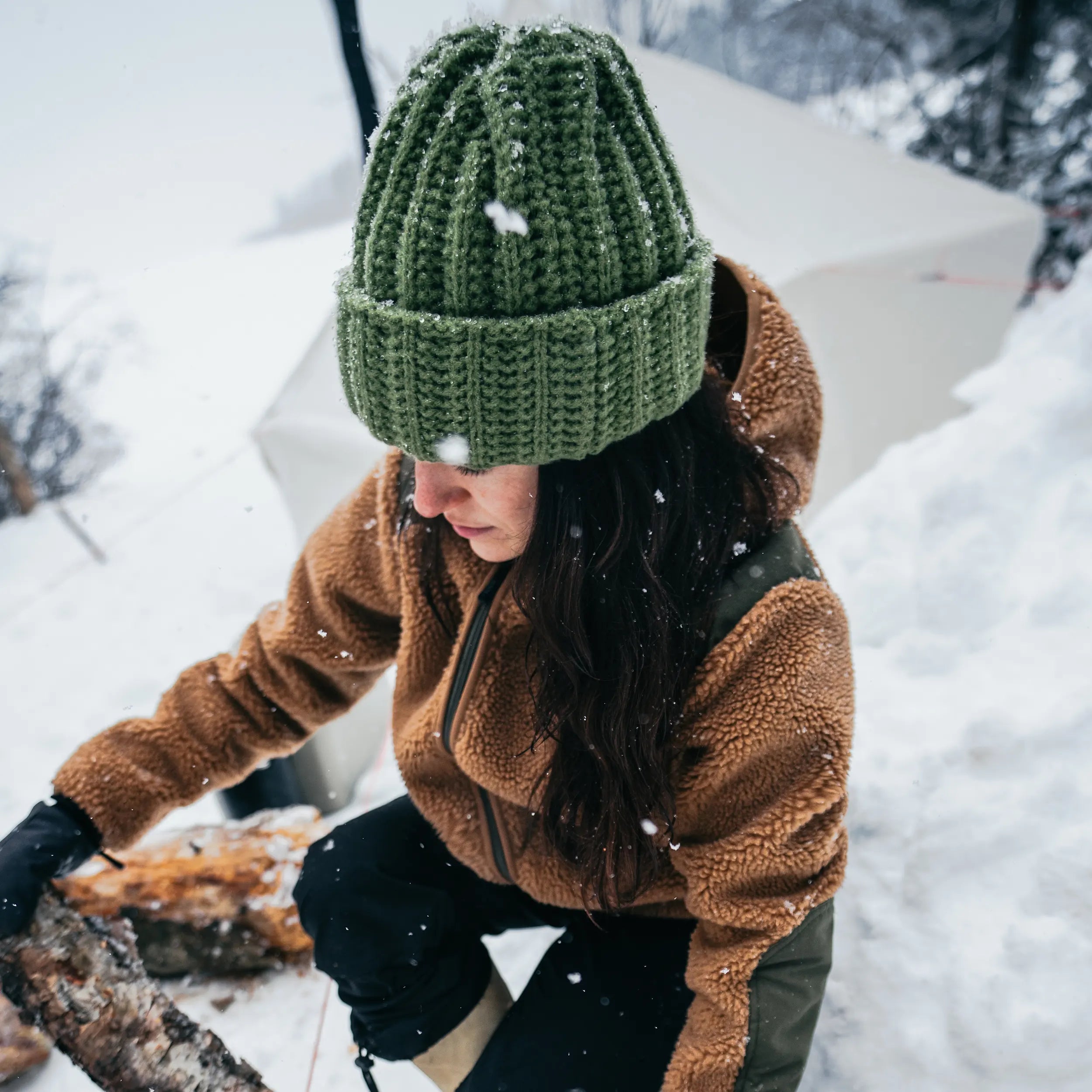 Tuque tricotée à la main