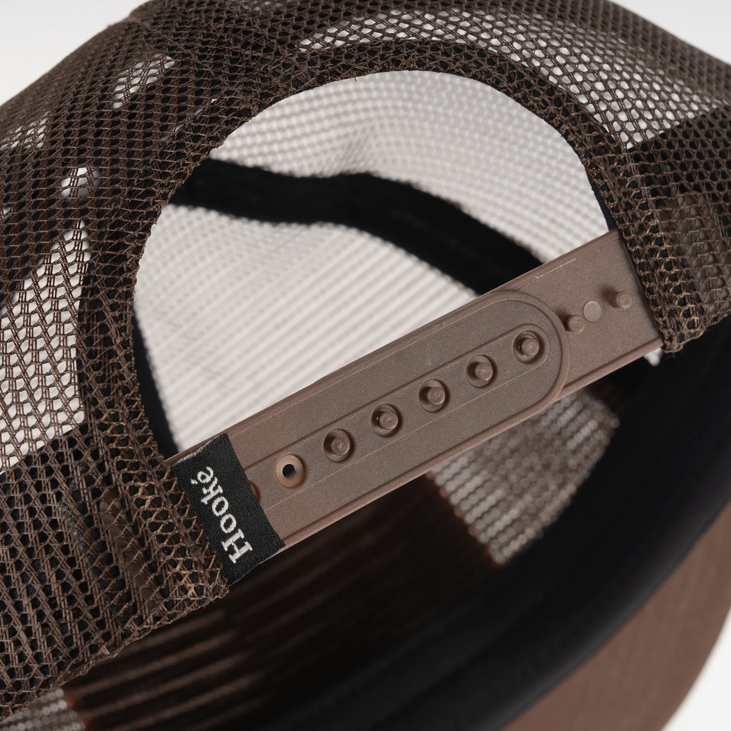 Hands - On Full Mesh Trucker Hat - Hooké
